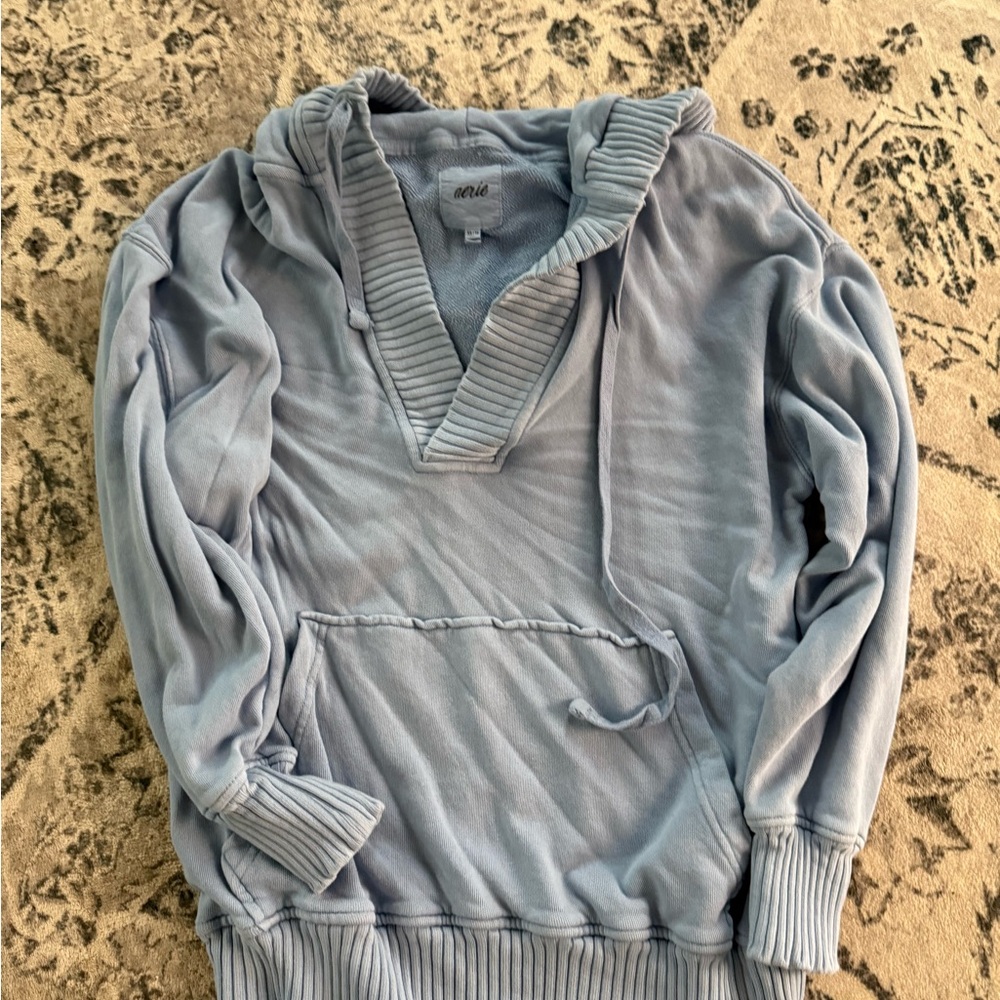 Aerie Blue V-Neck Hoodie with Ribbed Detailing